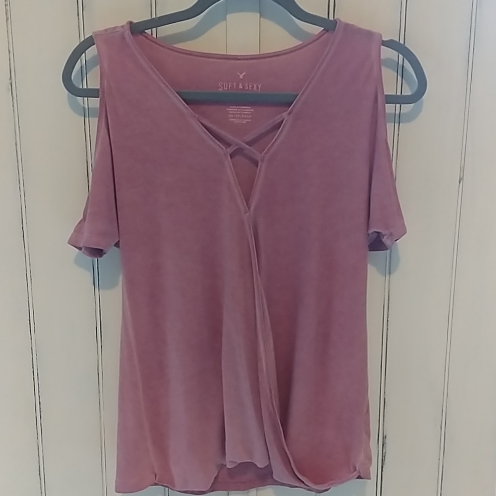 American Eagle assist & sexy T